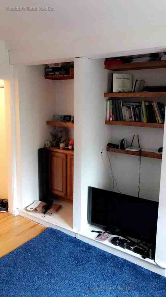 1400 Commonwealth Ave #11 - Photo 3 of 17