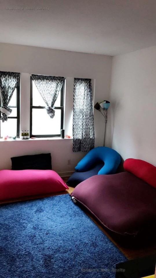 1400 Commonwealth Ave #11 - Photo 5 of 17
