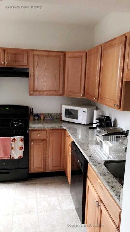 1400 Commonwealth Ave #11 - Photo 7 of 17