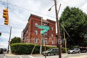 featured image of 116 E Chestnut St #16
