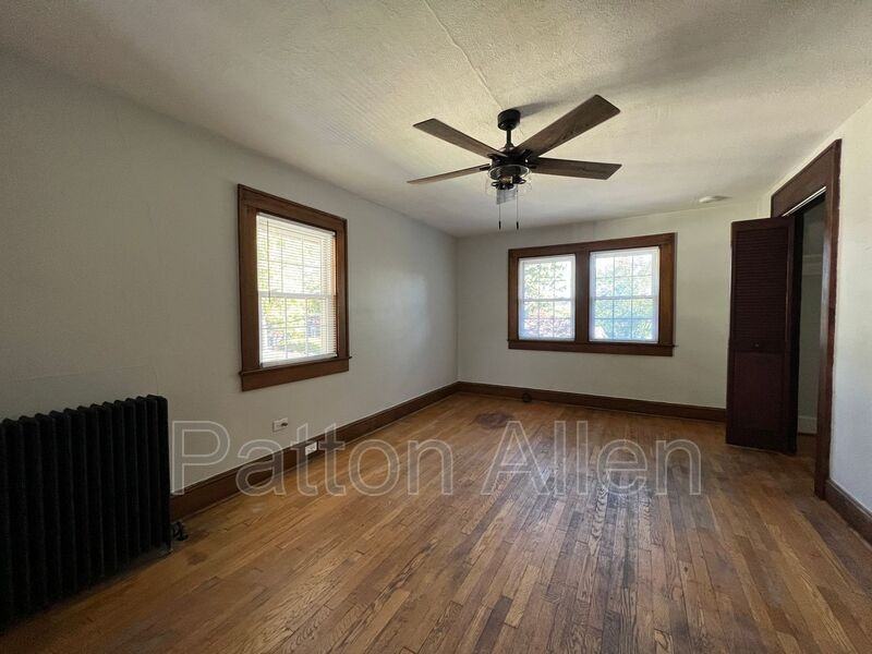 24 Majestic Ave #4 - Photo 5 of 24