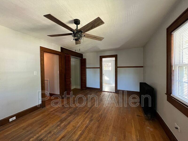 24 Majestic Ave #4 - Photo 7 of 24