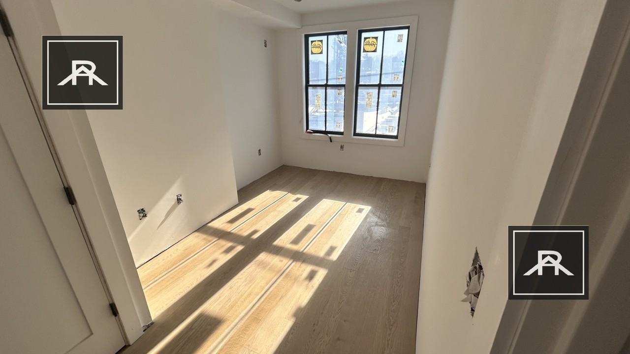 30 Orkney Rd #2 - Photo 3 of 11