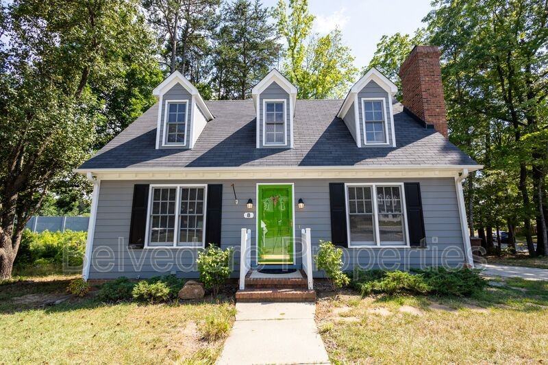 8 Barrett Pl - Photo 4 of 30