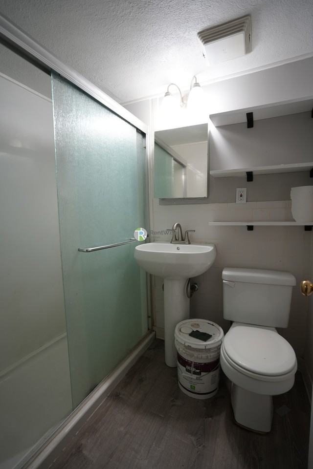 128 Fuller St #8 - Photo 6 of 8