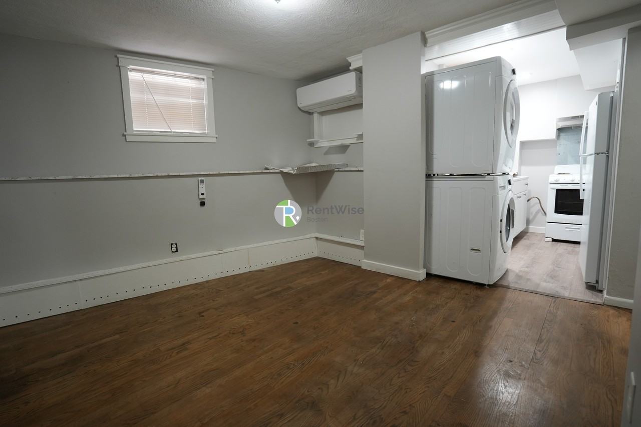 128 Fuller St #8 - Photo 7 of 8