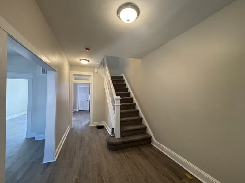 410 N Loudon Ave - Photo 5 of 23