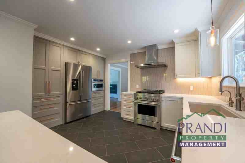 23 Harding Dr - Photo 3 of 26