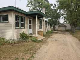featured image of 614 Prairie St