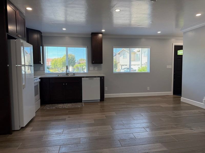 6112 Travers Way - Photo 2 of 13