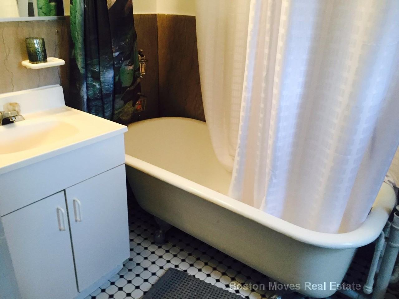 Westland Ave. & Hemenway Street #605 - Photo 2 of 11