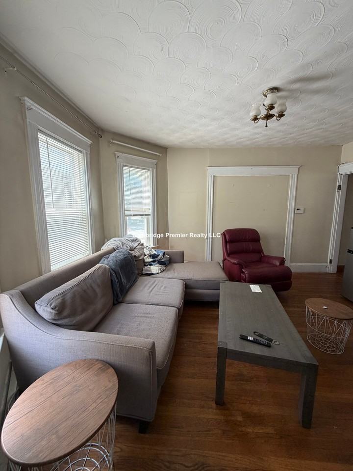 Rogers Ave #1 - Photo 5 of 45