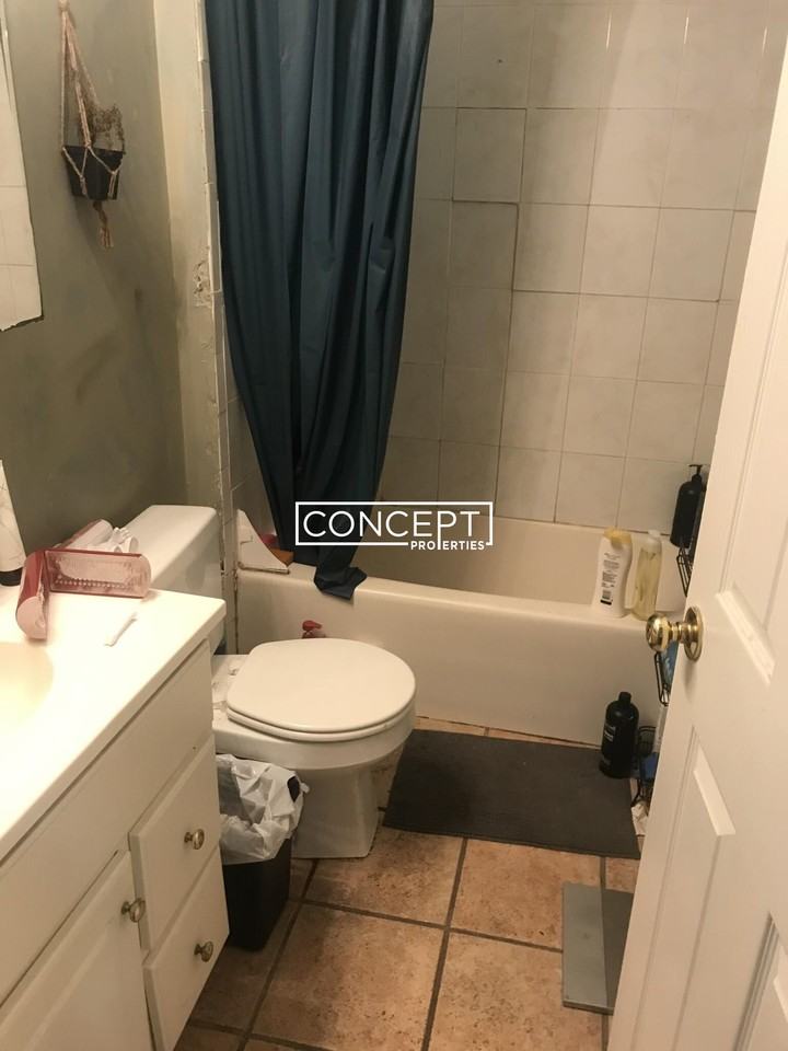 115 Hampshire St #1 - Photo 4 of 17