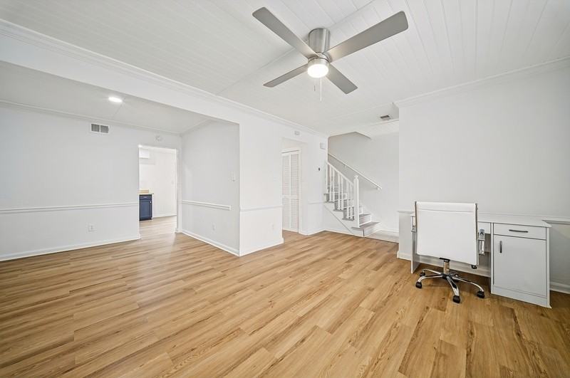 3244 Yorkborough Way - Photo 4 of 26