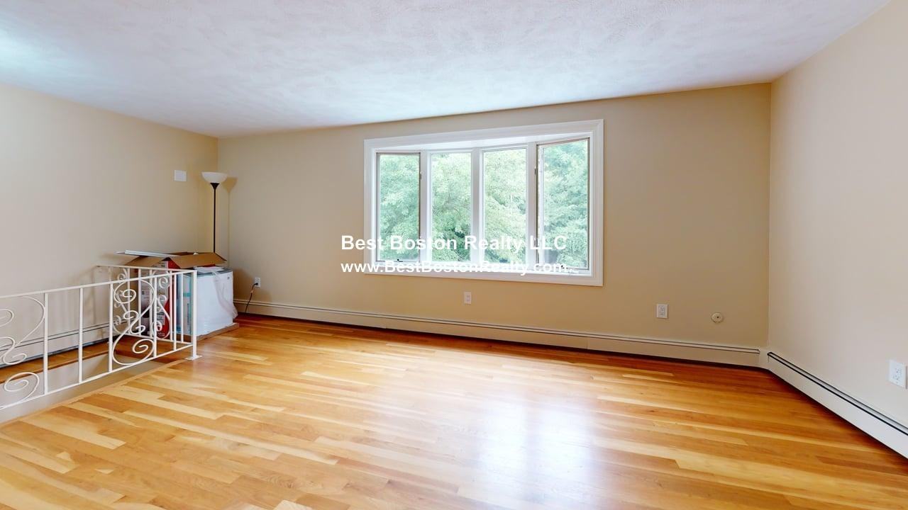 144 E Border Rd - Photo 3 of 14