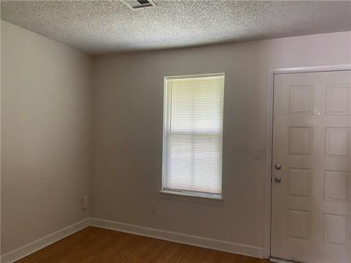 8327 Nw Mace Rd - Photo 6 of 15