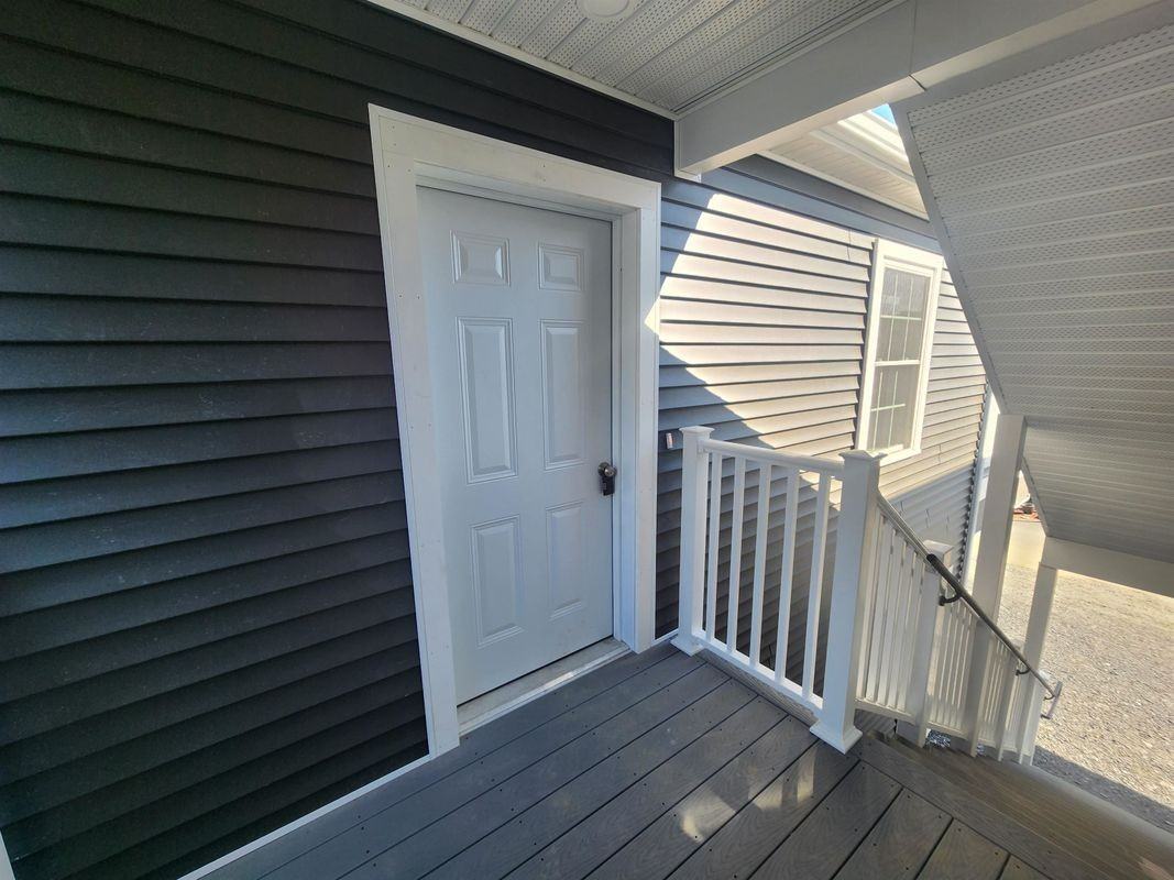 82 Ivan Dr - Photo 4 of 34