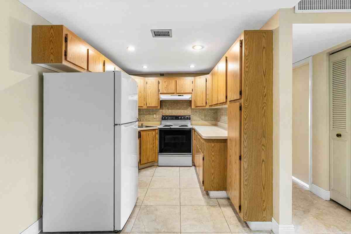 826 Sky Pine Way Apt D1 - Photo 4 of 14