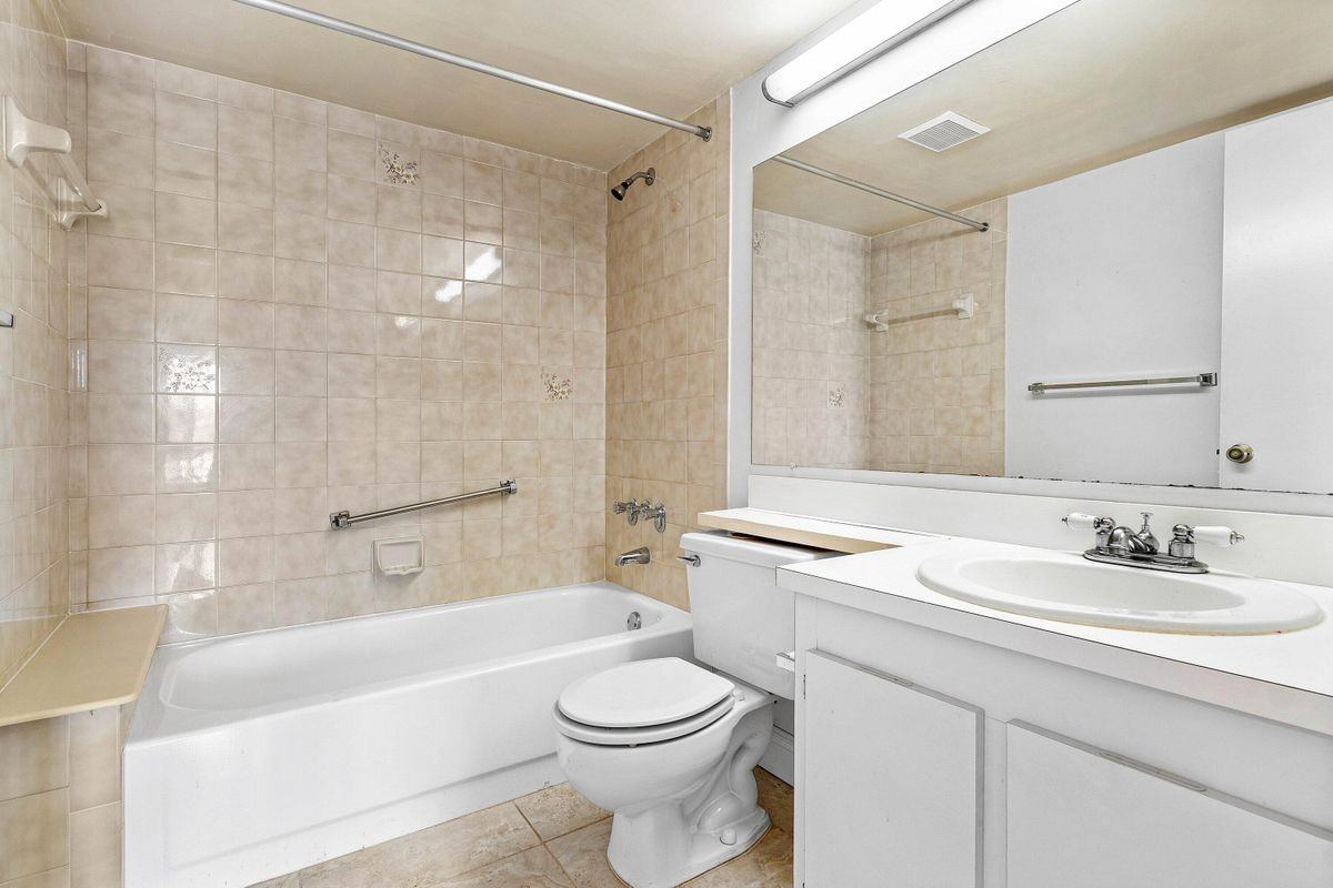 826 Sky Pine Way Apt D1 - Photo 6 of 14