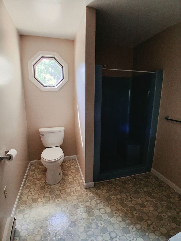 14 Amy Dr - Photo 4 of 8