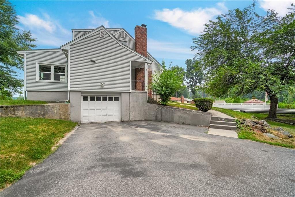 51 Ambrose St - Photo 6 of 49