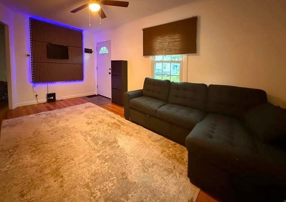 124 Morningside Dr W - Photo 2 of 12