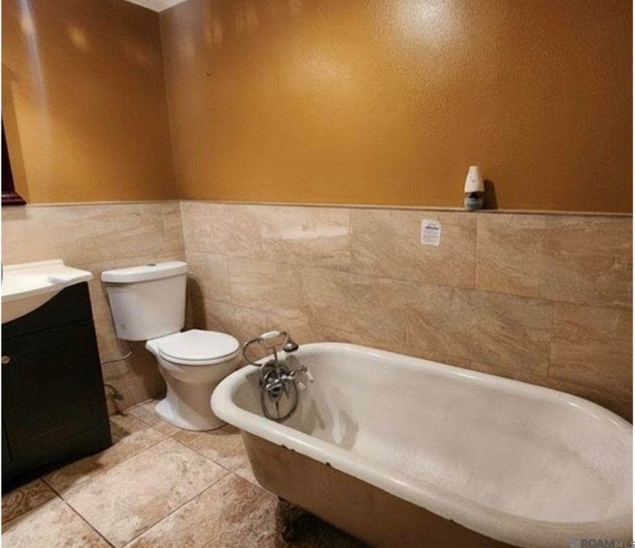 158 E 27th St - Photo 5 of 7