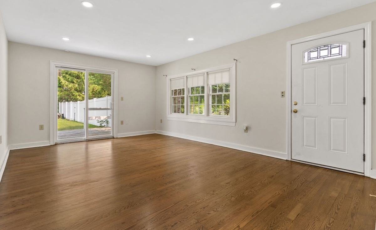 21 Richdale Dr ##A - Photo 6 of 7