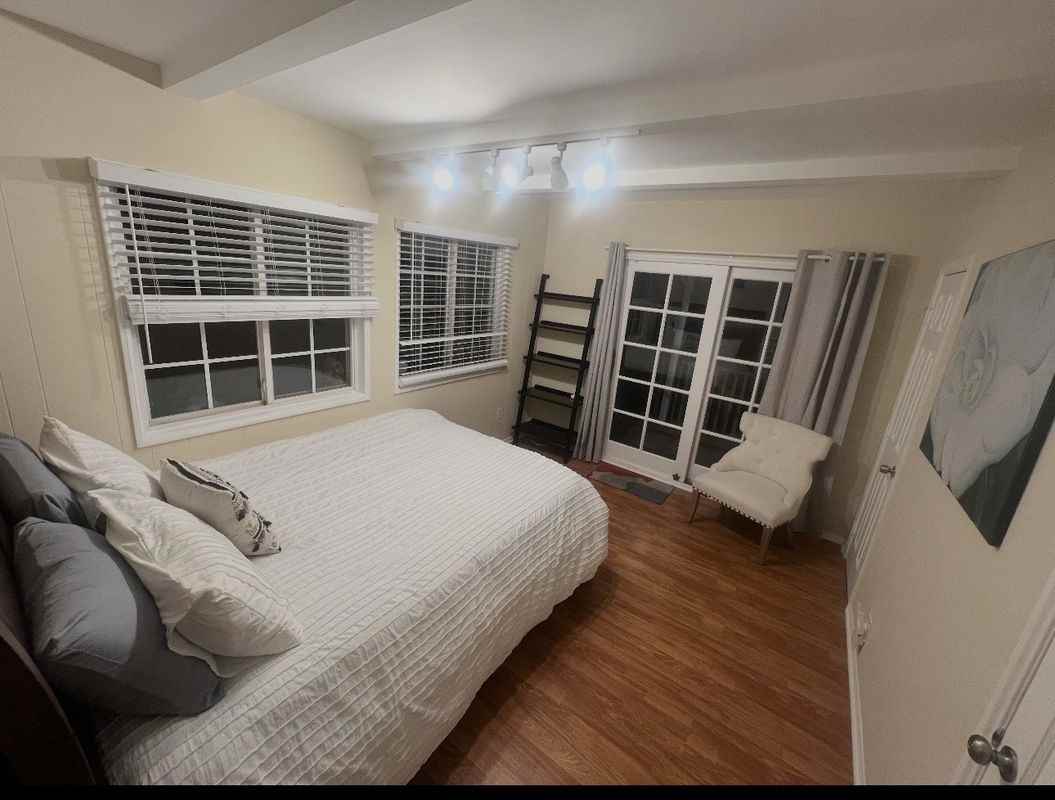 3237 Cardiff Ave - Photo 5 of 13