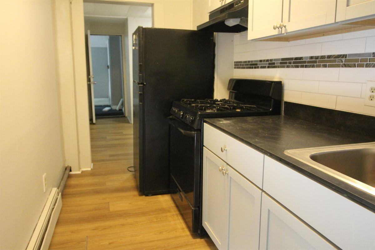 11 Elm St ##2 - Photo 3 of 13