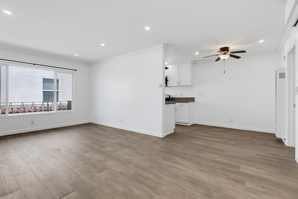 6065 Pickford Pl - Photo 5 of 22