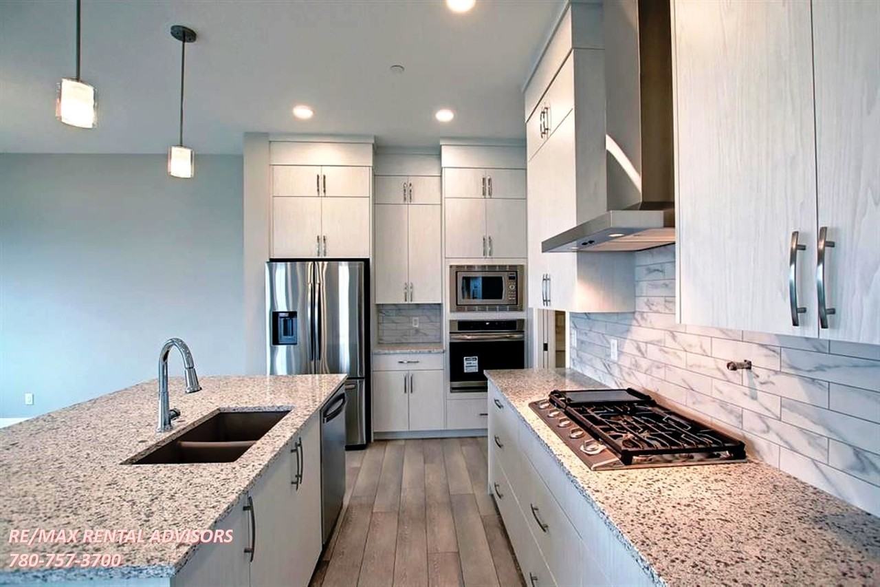 143 Lucas Terr Nw - Photo 3 of 31