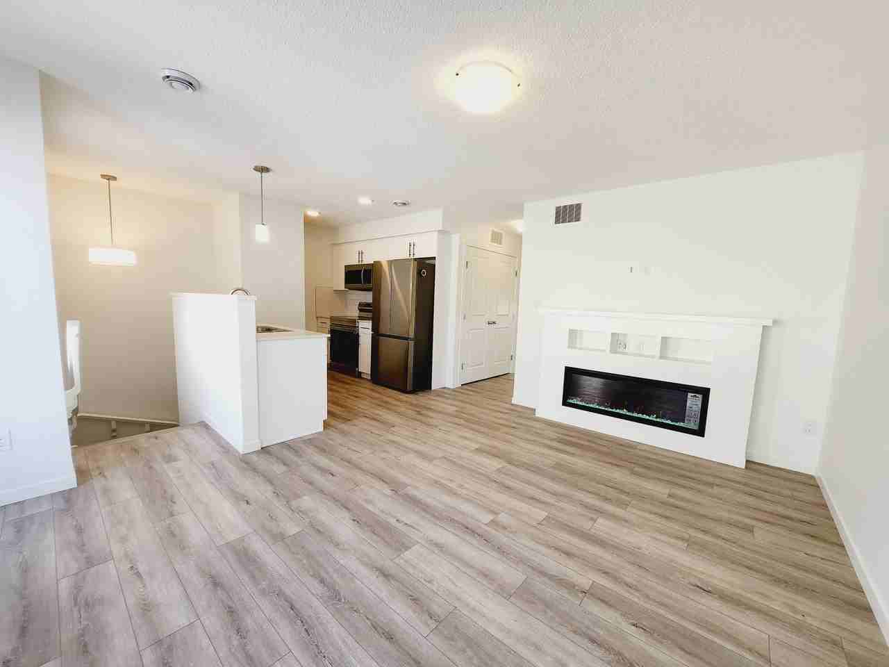 1530 Tamarack Boulevard NW - Photo 3 of 8
