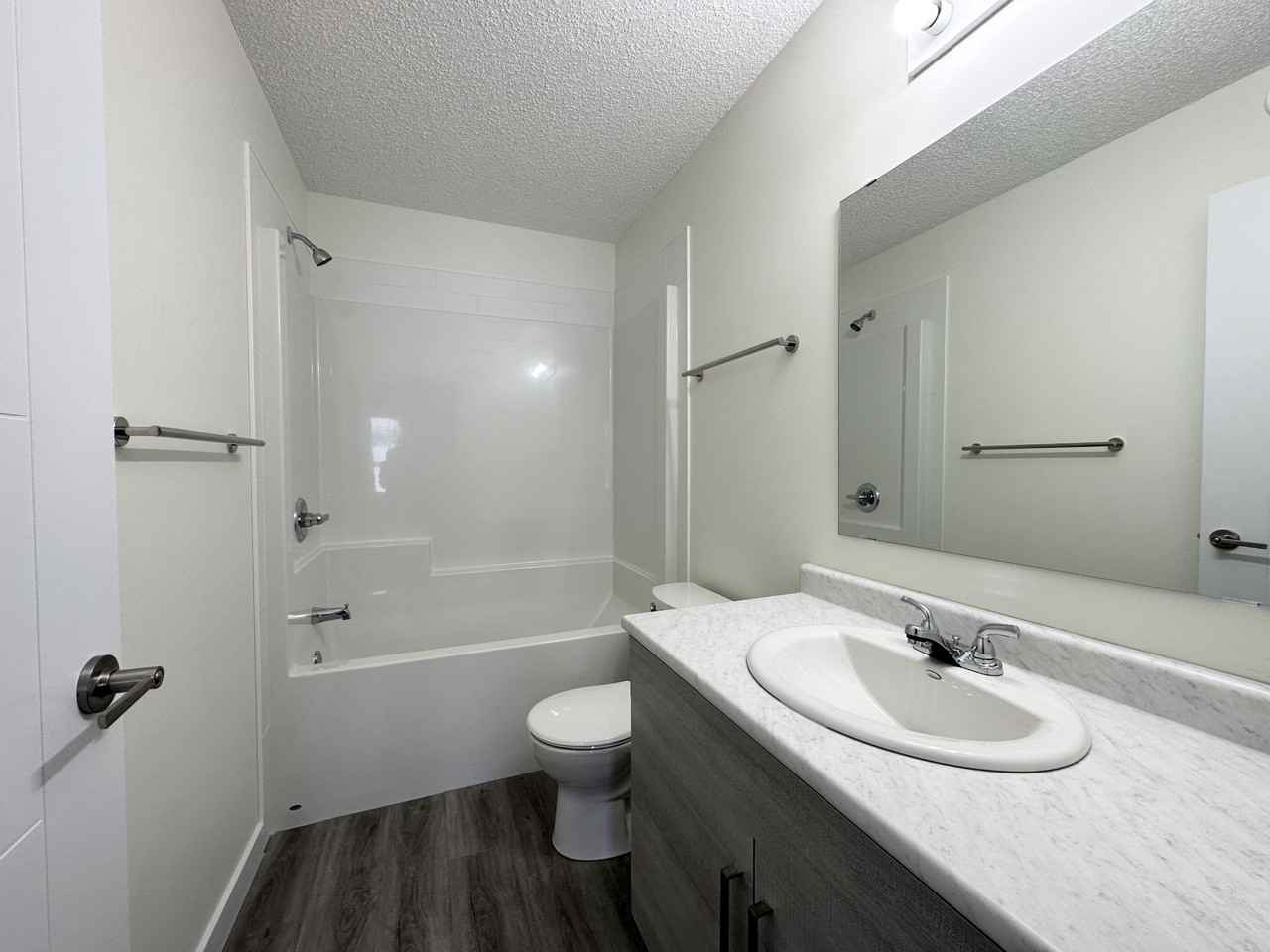 11903 93 St Nw - Photo 7 of 10