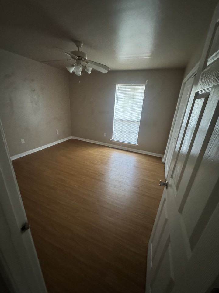 24248 Champlin Dr #24255A - Photo 3 of 5