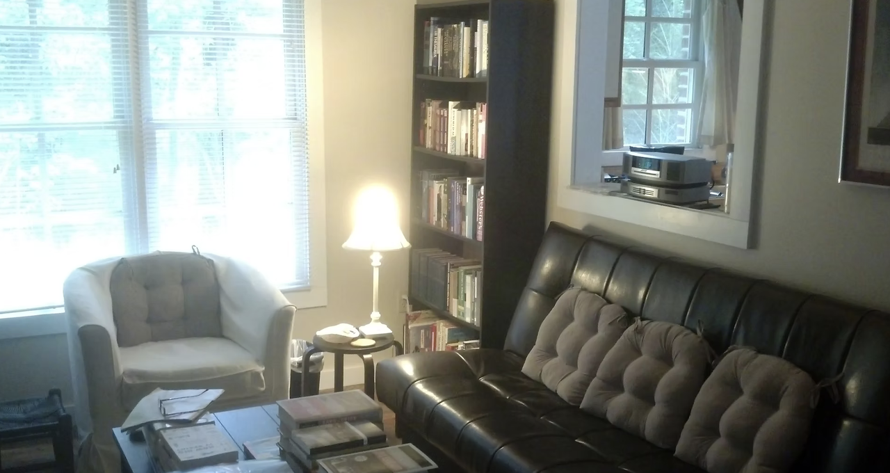 302 1/2 Harrison Ave - Photo 6 of 7