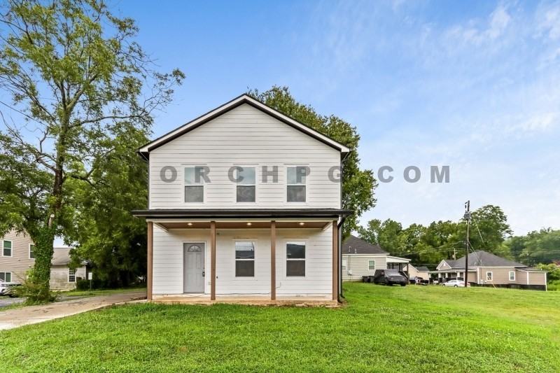 105 W Callahan St Ne
