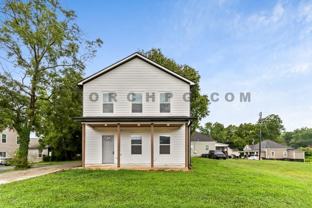 105 W Callahan St Ne - Photo 1 of 1
