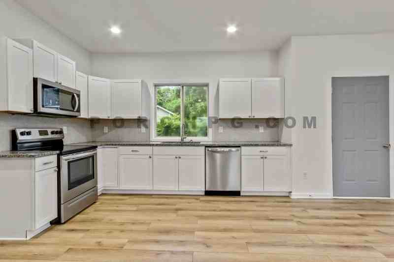 105 W Callahan St Ne - Photo 7 of 21
