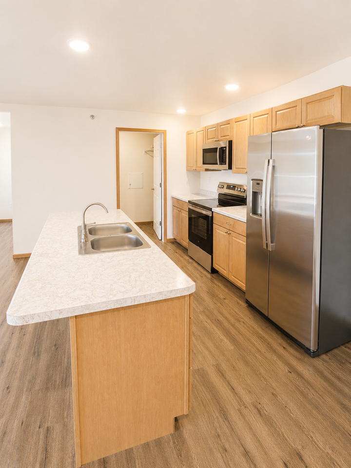 Slate - Photo 7 of 49