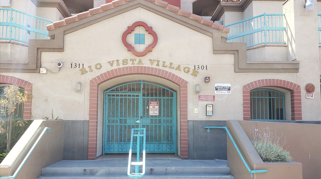 1310 Rio Vista Ave - Photo 4 of 6