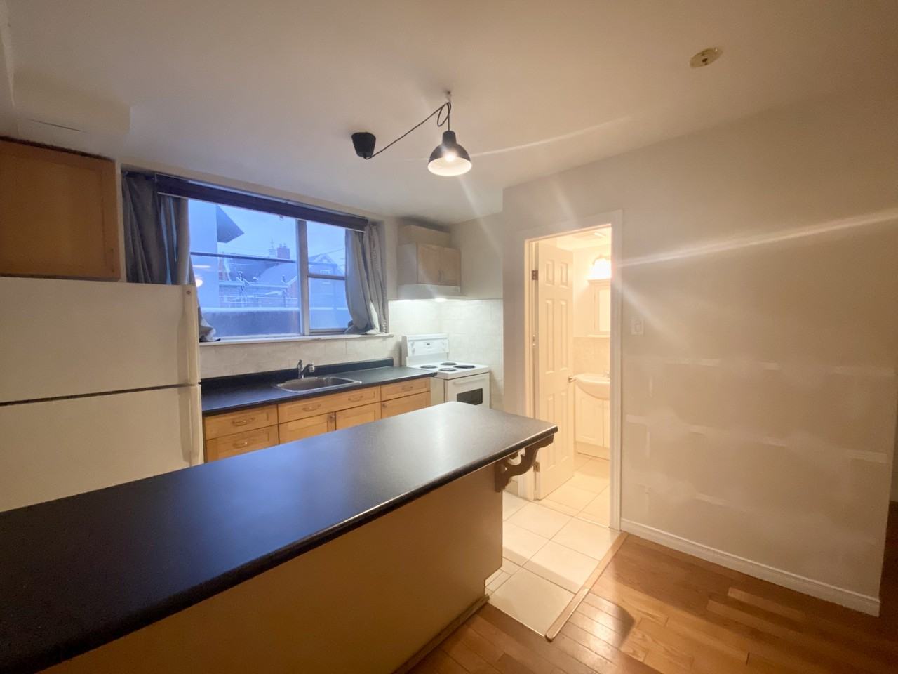 284 Lawrence Ave W #B3 - Photo 6 of 13