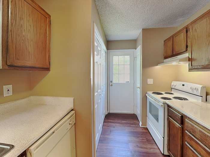 6613 Cool Water Ct - Photo 6 of 18