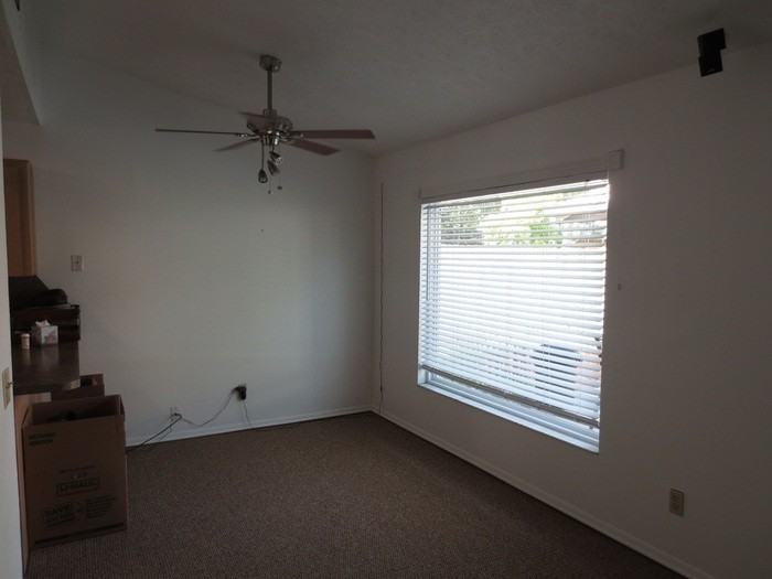 6713 S Sheridan Rd - Photo 7 of 15