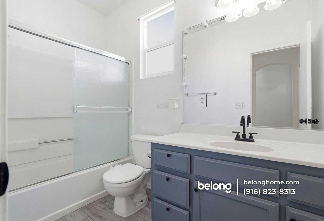 1714 Nicol Way - Photo 7 of 22
