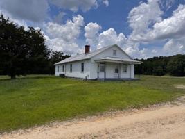 featured image of 238 Leslie Ln