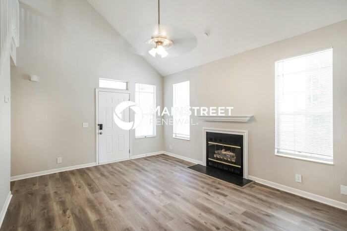 503 Selsey Ct S - Photo 2 of 17
