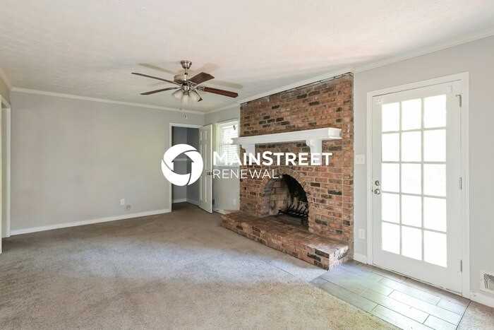 2855 Hickory Cir - Photo 3 of 22