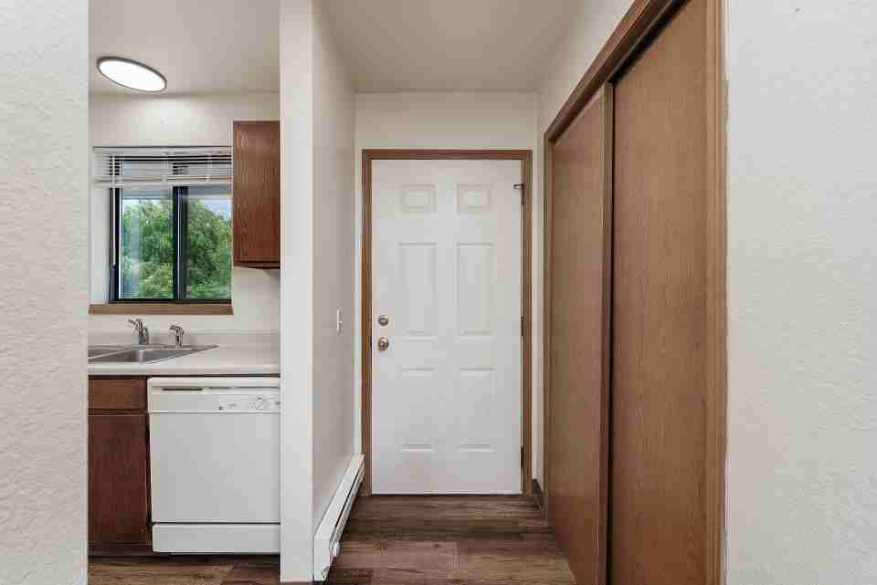 500 Josephine Dr - Photo 5 of 6