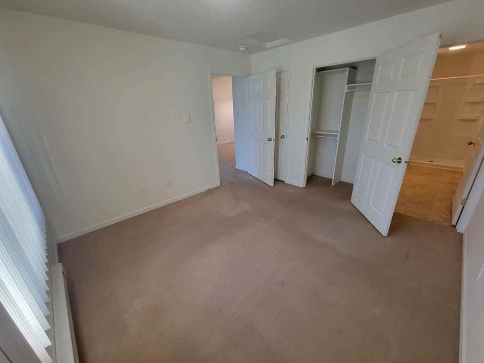 3825 Avenue B #5 - Photo 6 of 8